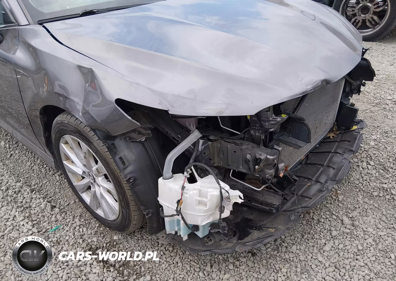 2018 Toyota Camry Le VIN:4T1B11HK3JU014384 - 19