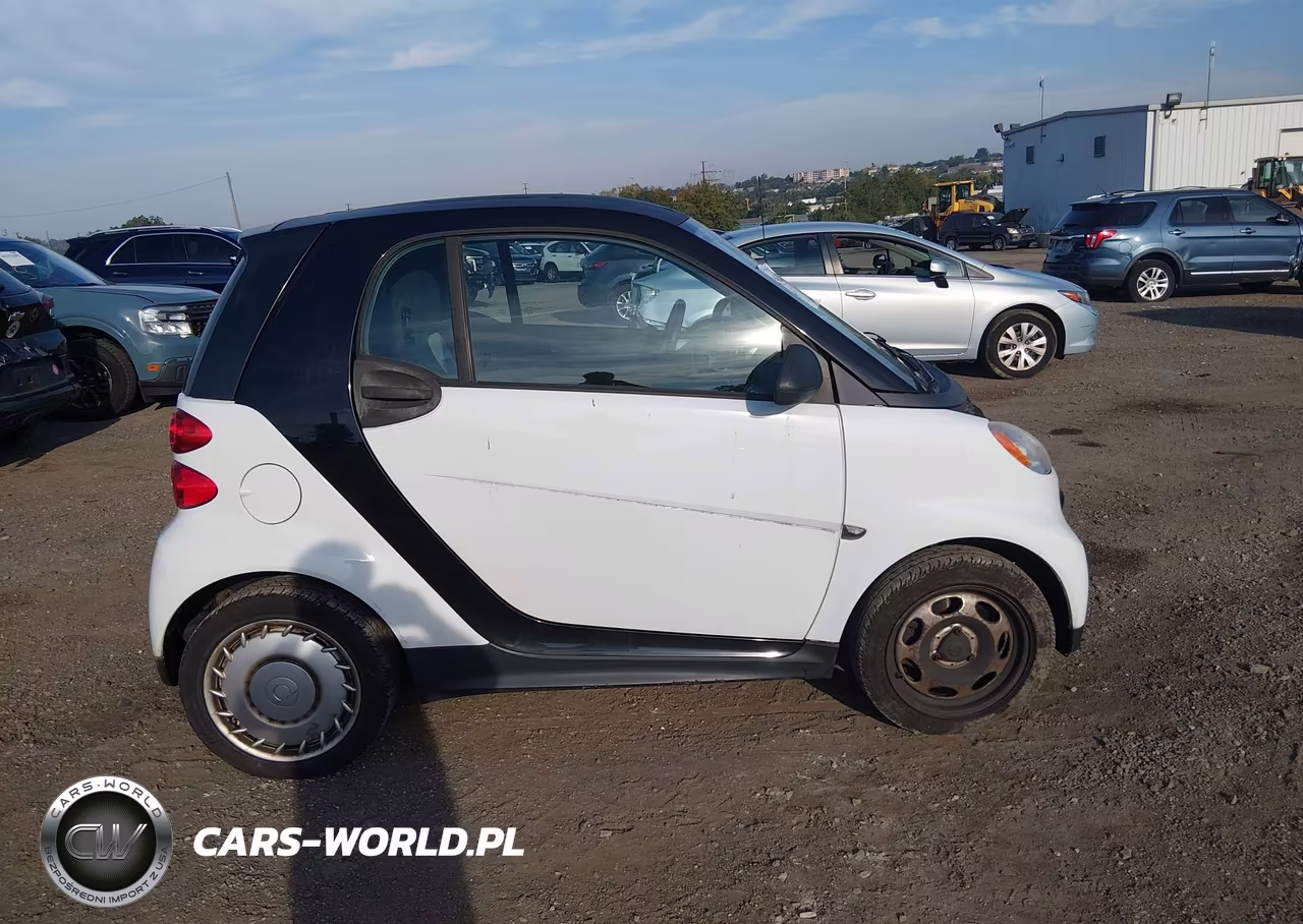 2015 Smart Fortwo Pure VIN:WMEEJ3BA5FK798617 - 13