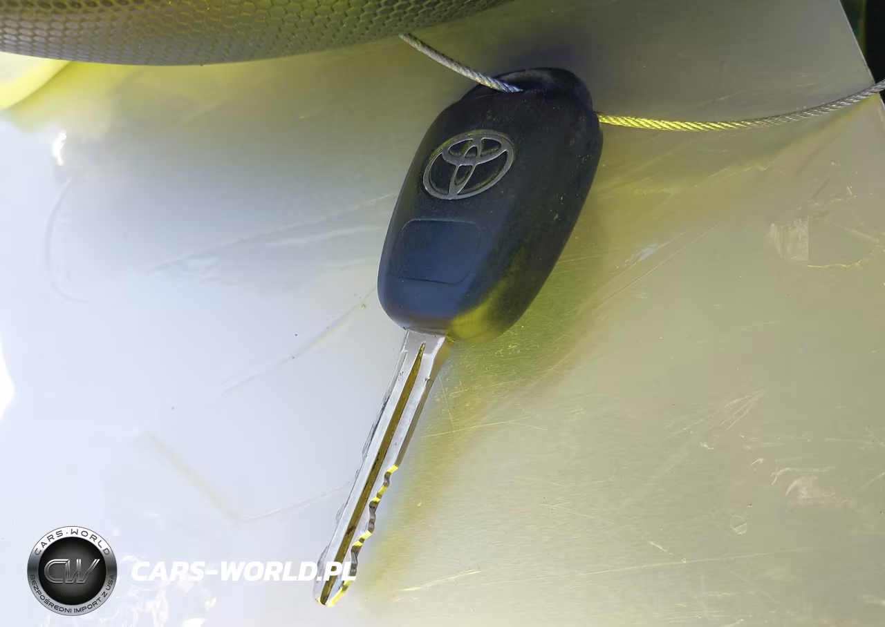 2015 Toyota Corolla Le VIN:5YFBURHE0FP316725 - 11