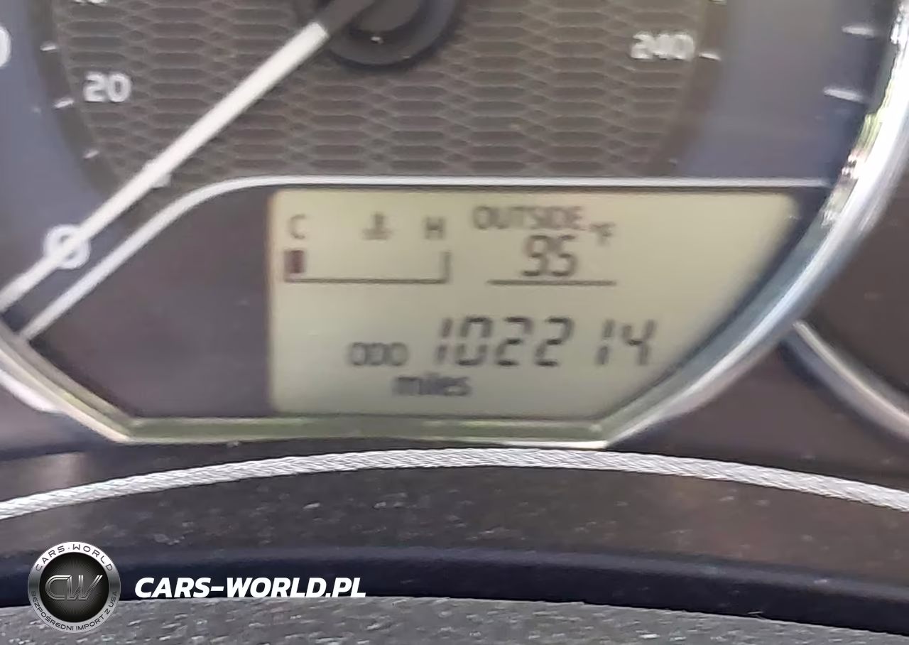 2015 Toyota Corolla Le VIN:5YFBURHE0FP316725 - 16