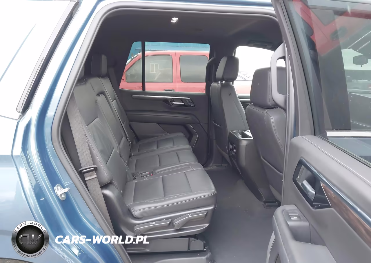 2025 Chevrolet Tahoe 4Wd Lt VIN:1GNS6NRDXSR245338 - 8