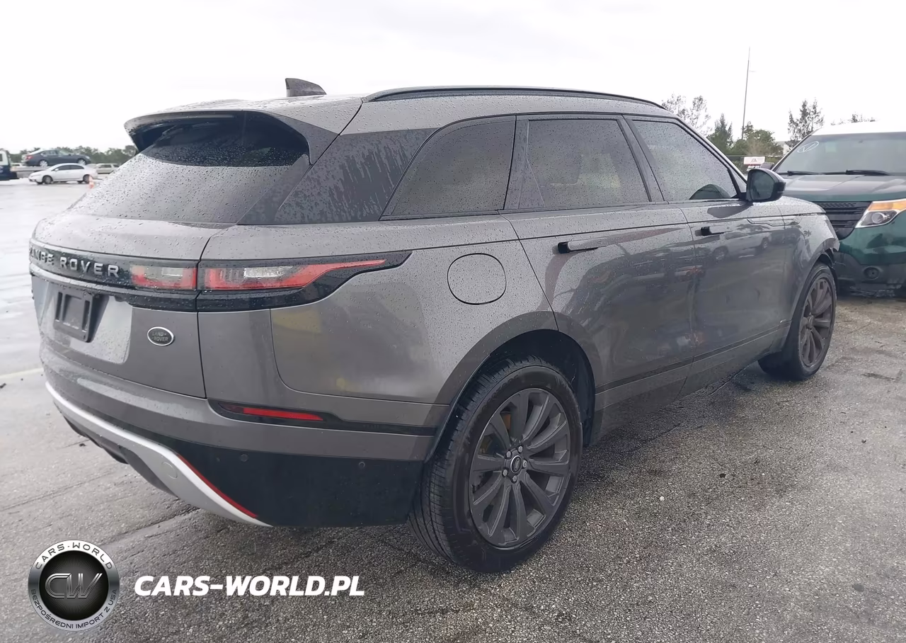 2018 Land Rover Range Rover Velar R-Dynamic Se VIN:SALYL2RN5JA770879 - 4