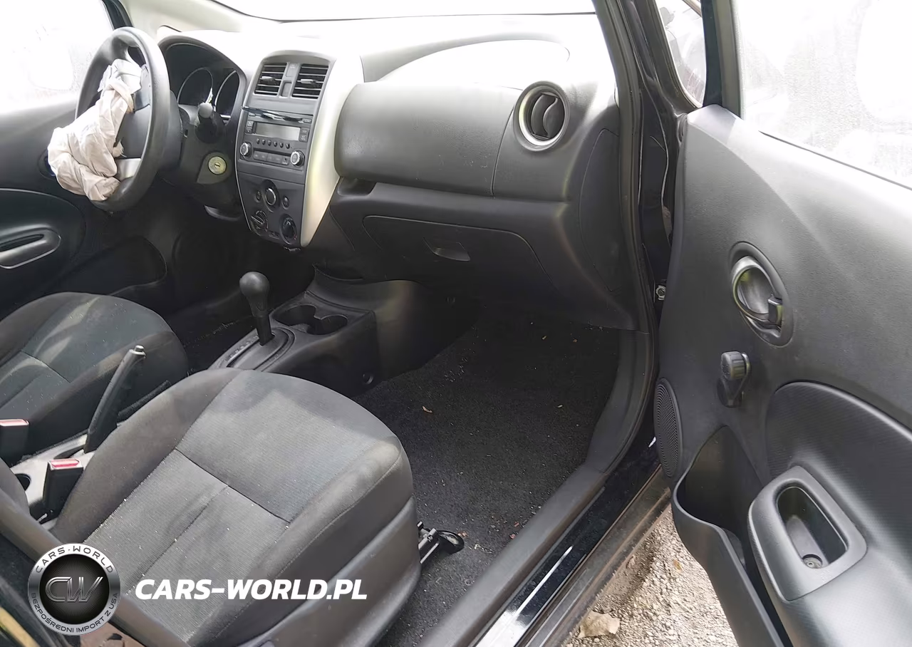 2016 Nissan Versa Note S Plus VIN:3N1CE2CP8GL391532 - 5