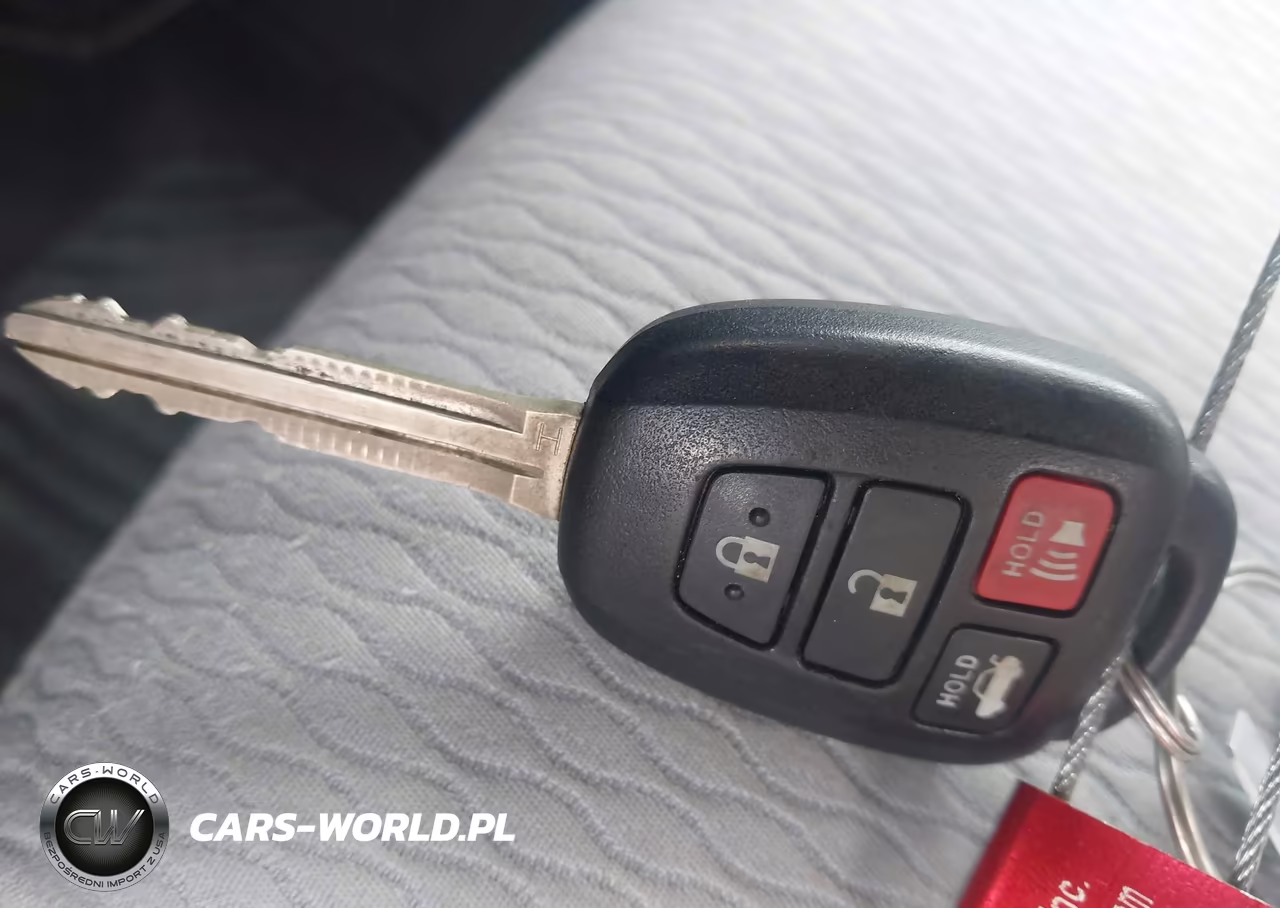 2019 Toyota Corolla Le VIN:5YFBURHE2KP943078 - 11