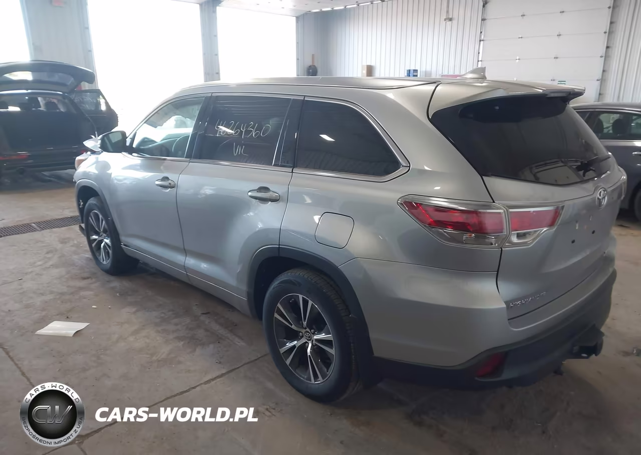 2016 Toyota Highlander Xle V6 VIN:5TDJKRFH4GS325144 - 3