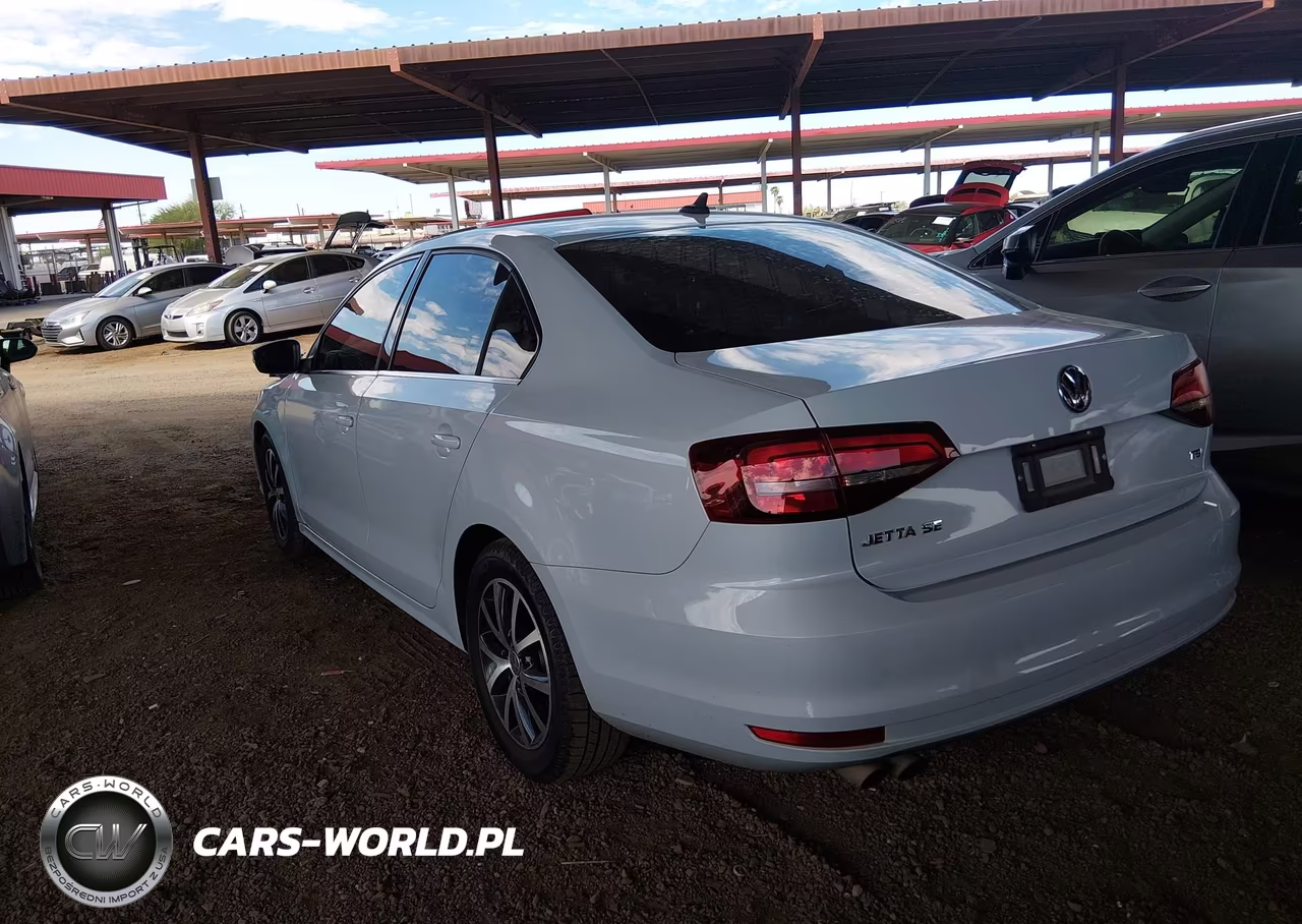 2017 Volkswagen Jetta 1.4T Se VIN:3VWDB7AJ7HM272322 - 3