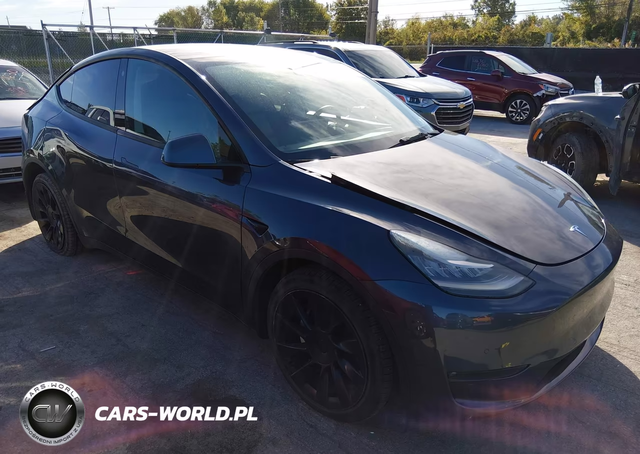 2021 Tesla Model Y Long Range Dual Motor All-Wheel Drive – zdjęcie 1 z 18