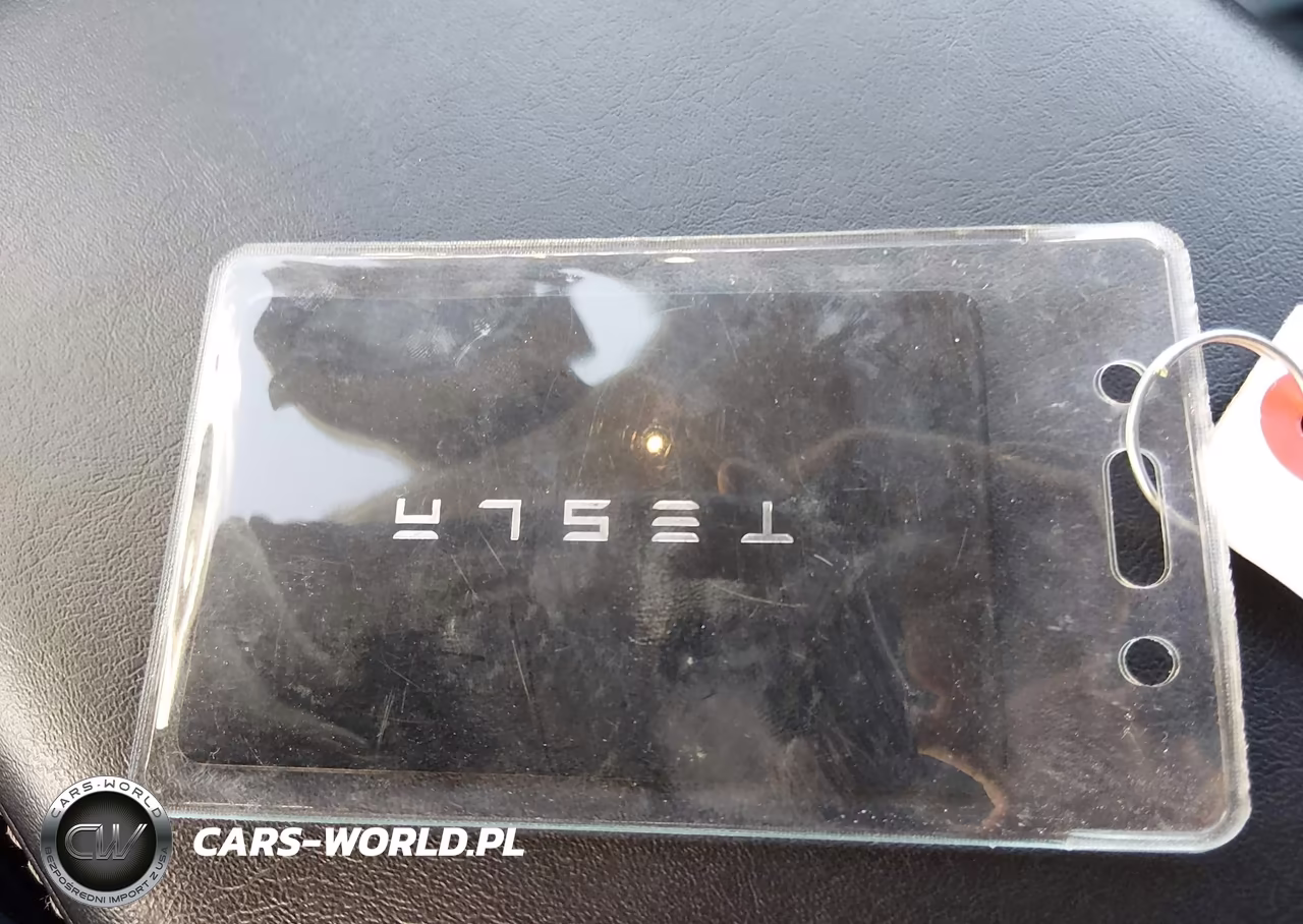2021 Tesla Model Y Long Range Dual Motor All-Wheel Drive VIN:5YJYGDEEXMF199690 - 11