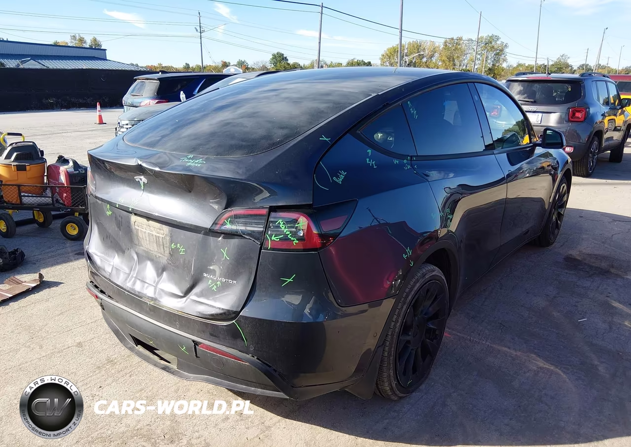 2021 Tesla Model Y Long Range Dual Motor All-Wheel Drive VIN:5YJYGDEEXMF199690 - 4