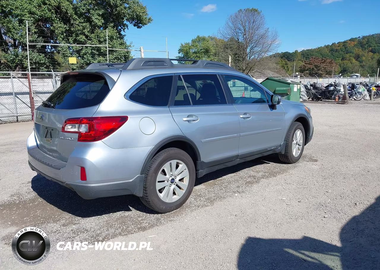 2015 Subaru Outback 2.5I Premium VIN:4S4BSBHC9F3339226 - 4