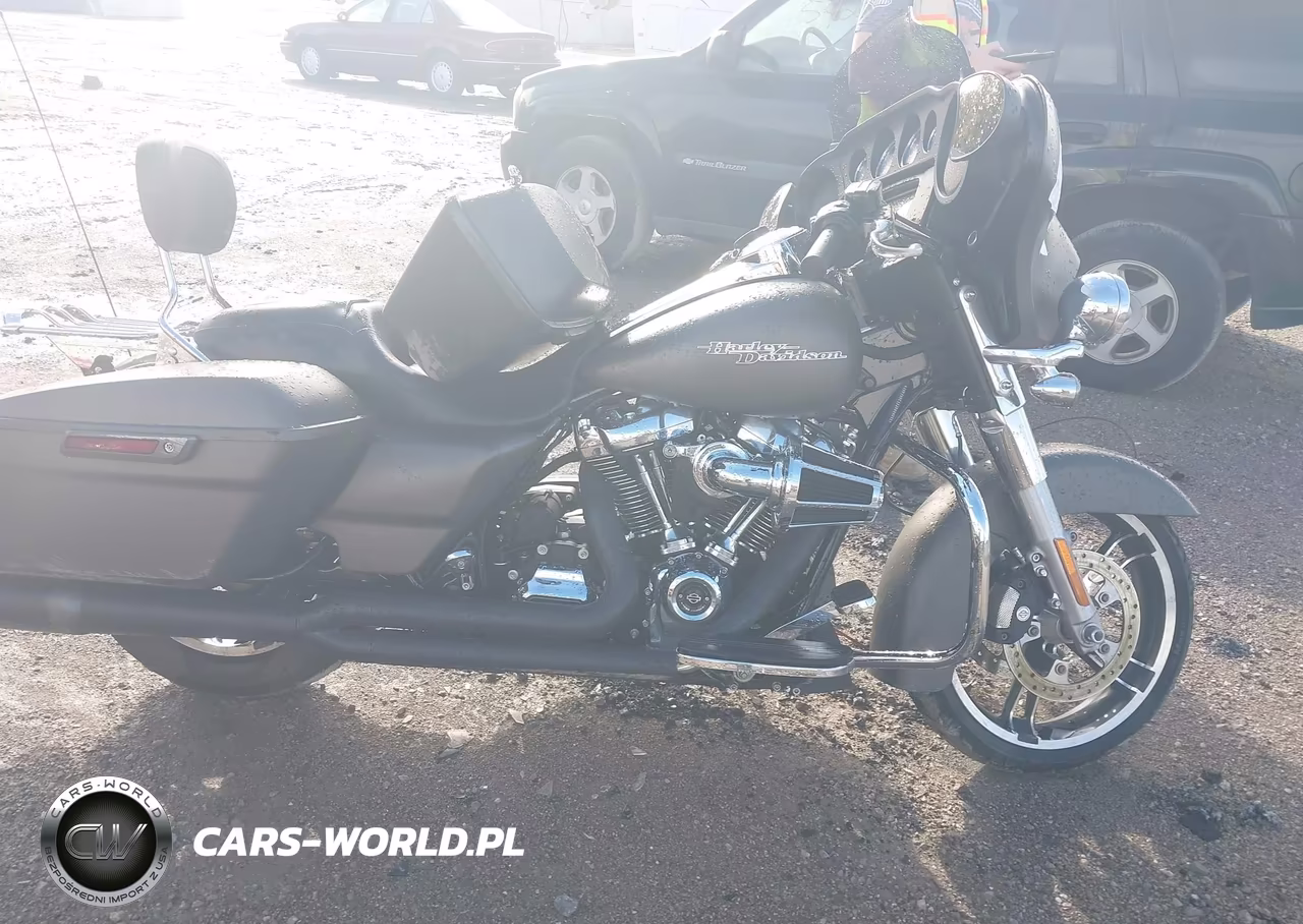 2018 Harley-Davidson Flhx Street Glide VIN:1HD1KBC11JB665282 - 12
