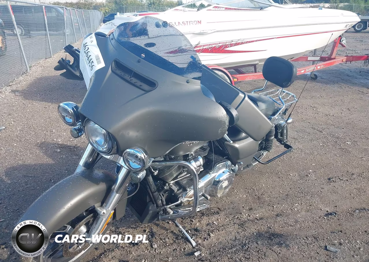 2018 Harley-Davidson Flhx Street Glide VIN:1HD1KBC11JB665282 - 2