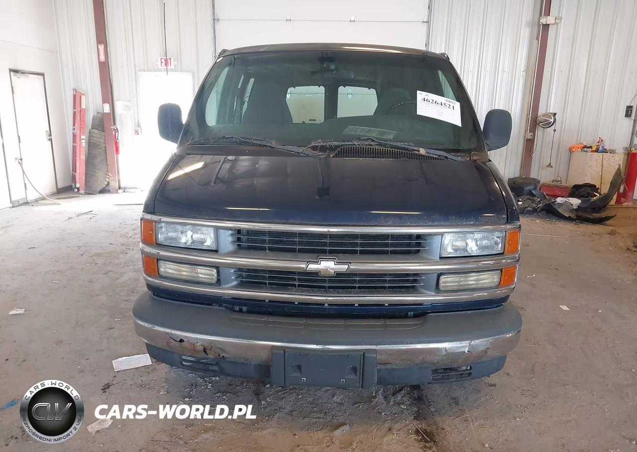 2002 Chevrolet Express VIN:1GCFG15R821136974 - 6