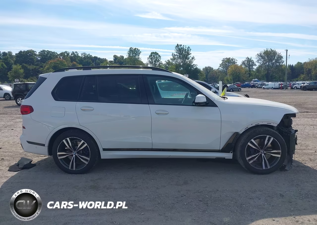 2020 BMW X7 xDrive40I VIN:5UXCW2C04L9C18026 - 14