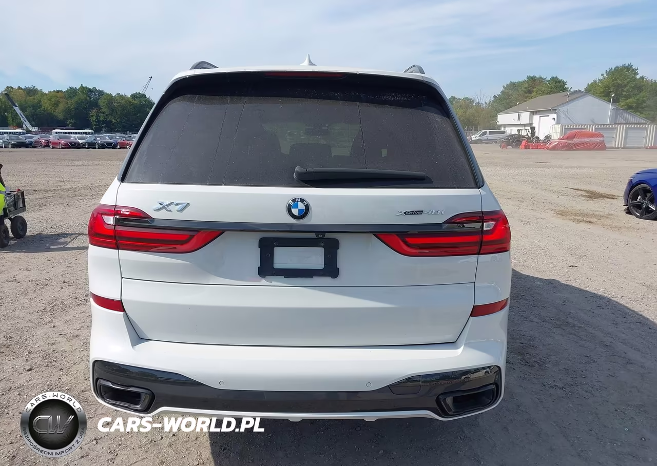 2020 BMW X7 xDrive40I VIN:5UXCW2C04L9C18026 - 17