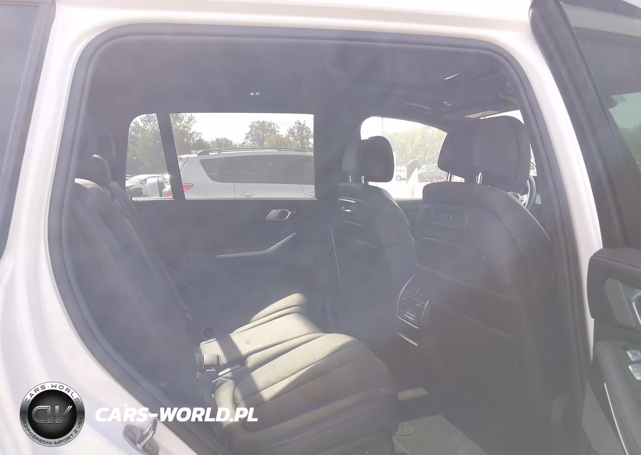 2020 BMW X7 xDrive40I VIN:5UXCW2C04L9C18026 - 8