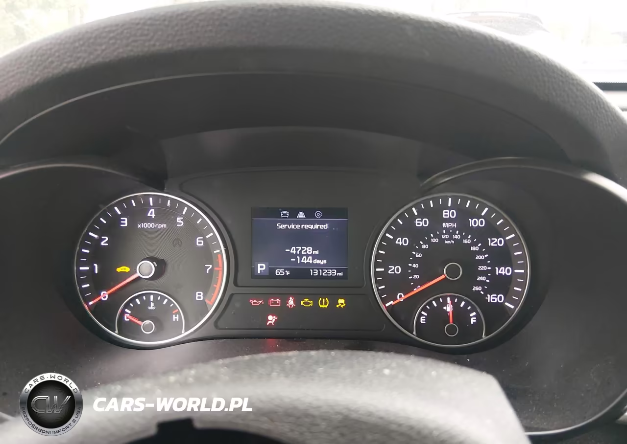 2019 Kia Optima S VIN:5XXGT4L35KG348753 - 7