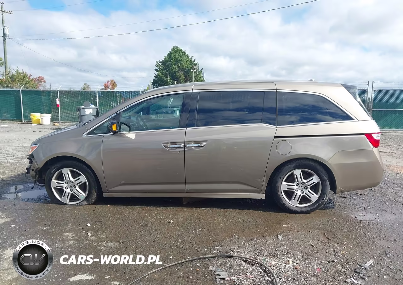 2012 Honda Odyssey Touring-Touring Elite VIN:5FNRL5H93CB043638 - 14