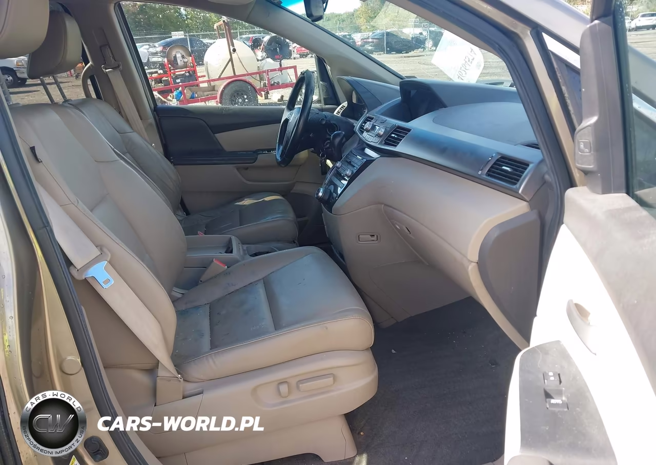 2012 Honda Odyssey Touring-Touring Elite VIN:5FNRL5H93CB043638 - 5