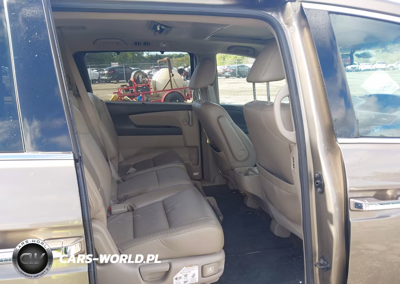 2012 Honda Odyssey Touring-Touring Elite VIN:5FNRL5H93CB043638 - 8
