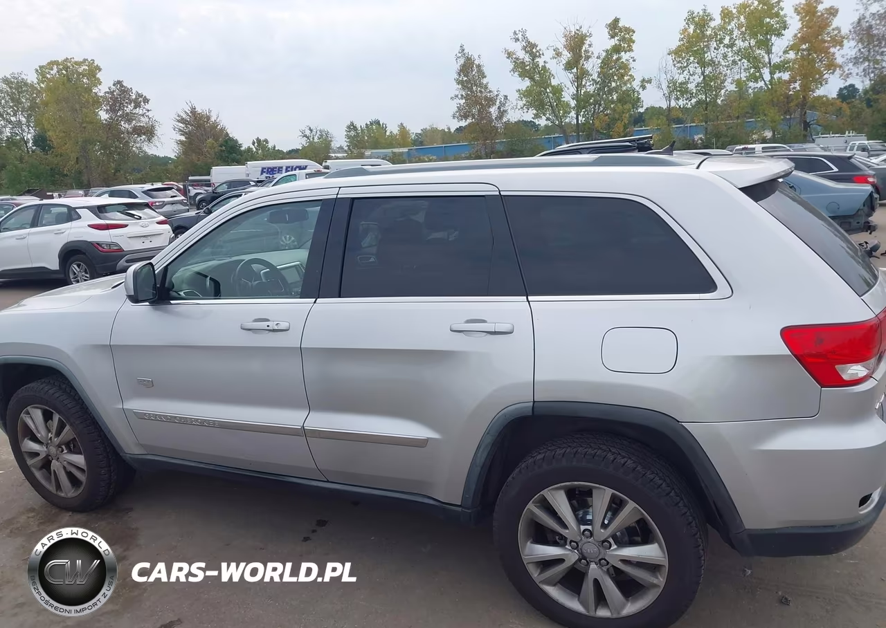 2011 Jeep Grand Cherokee Laredo VIN:1J4RR4GG7BC646039 - 14