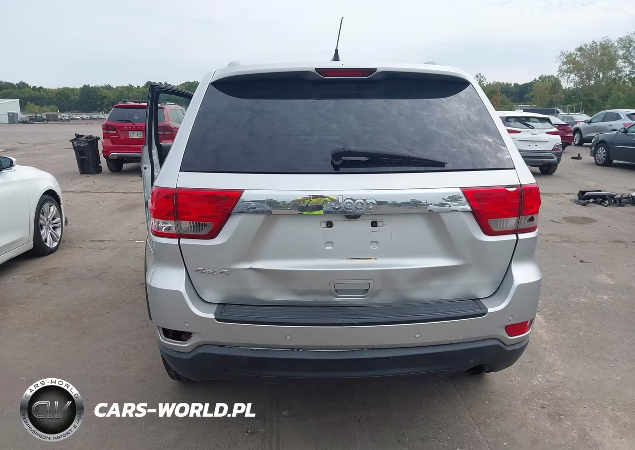 2011 Jeep Grand Cherokee Laredo VIN:1J4RR4GG7BC646039 - 6
