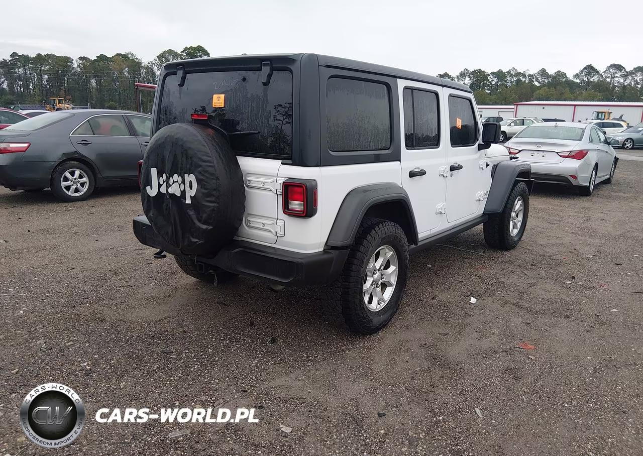 2021 Jeep Wrangler Unlimited Islander 4X4 VIN:1C4HJXDN3MW549466 - 4