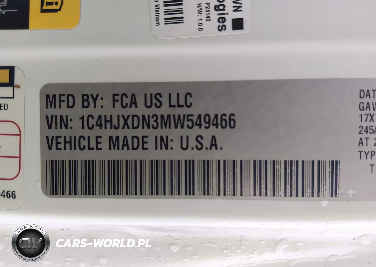 2021 Jeep Wrangler Unlimited Islander 4X4 VIN:1C4HJXDN3MW549466 - 9