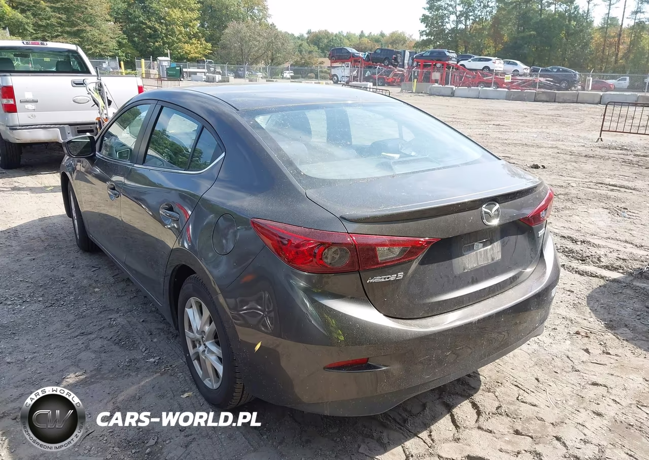 2014 Mazda Mazda3 I Touring VIN:JM1BM1V75E1181753 - 3
