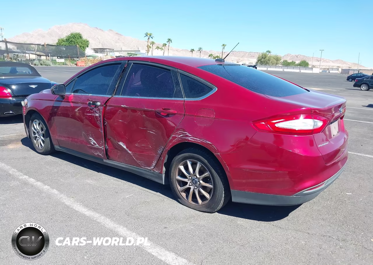 2015 Ford Fusion S VIN:3FA6P0G78FR226150 - 3