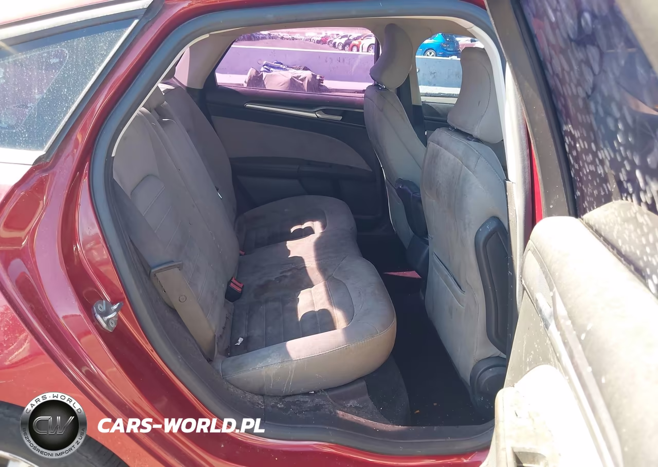 2015 Ford Fusion S VIN:3FA6P0G78FR226150 - 8
