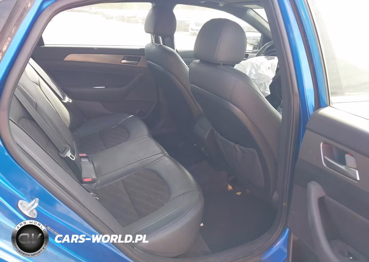 2018 Hyundai Sonata Sport VIN:5NPE34AF1JH690630 - 8