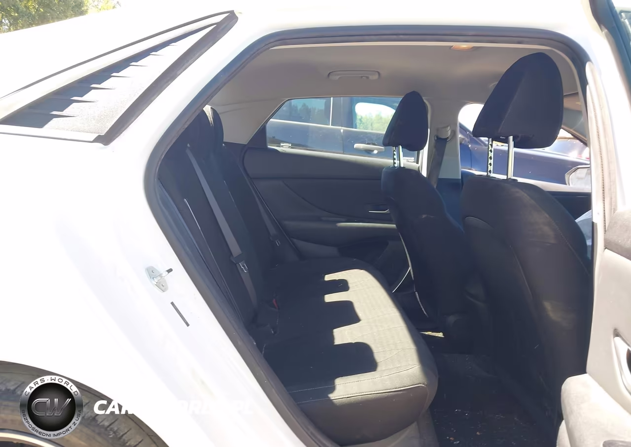2023 Hyundai Elantra Sel VIN:5NPLS4AG8PH115890 - 8