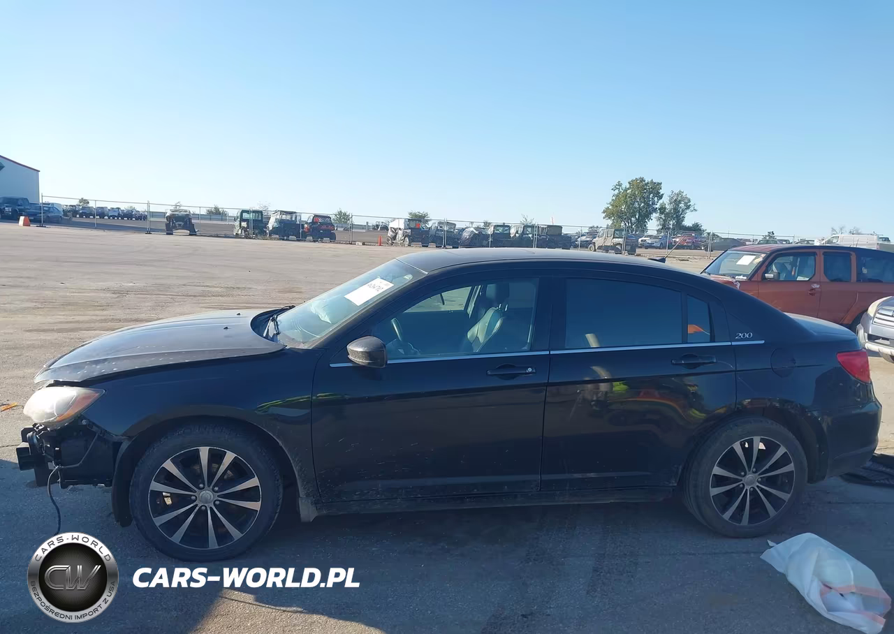 2011 Chrysler 200 S VIN:1C3BC8FG3BN611346 - 14