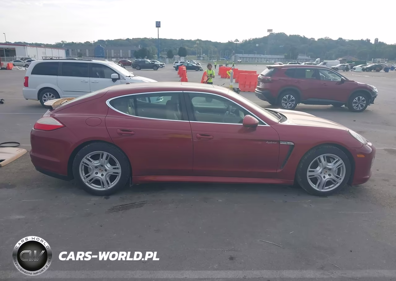 2012 Porsche Panamera Hybrid S VIN:WP0AD2A78CL045044 - 13