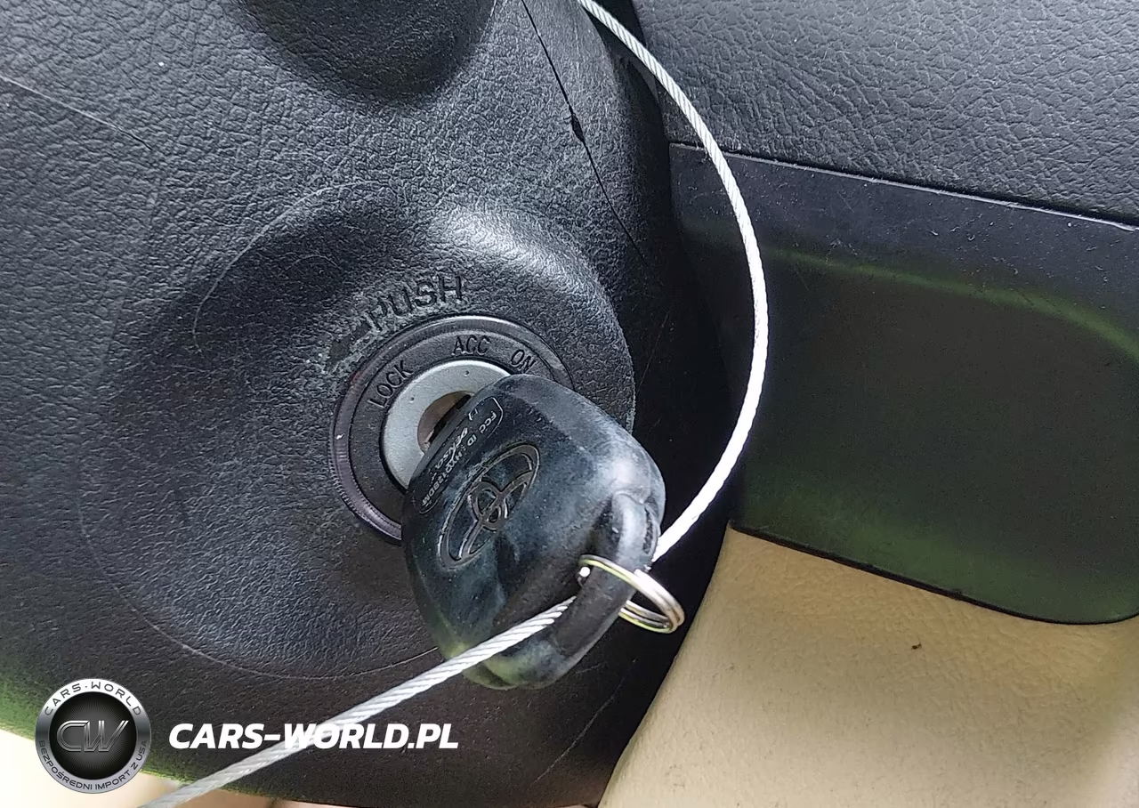 2017 Toyota Camry Le VIN:4T1BF1FK6HU433358 - 11
