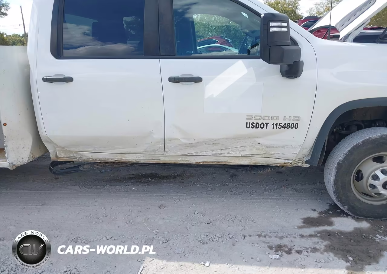 2022 Chevrolet Silverado 3500Hd Chassis Work Truck VIN:1GB4YSE72NF256760 - 11
