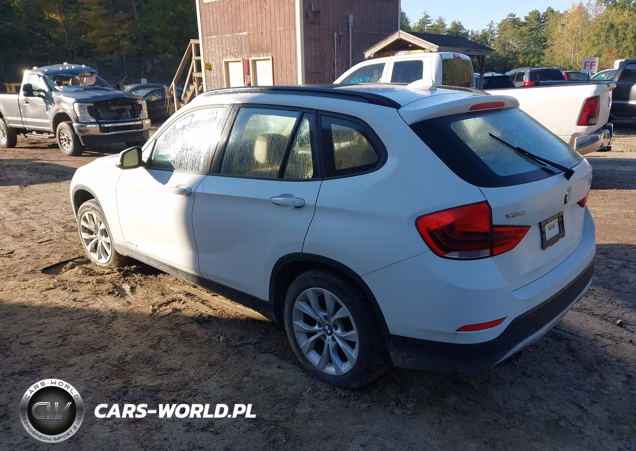 2014 BMW X1 xDrive28I VIN:WBAVL1C51EVY20038 - 3