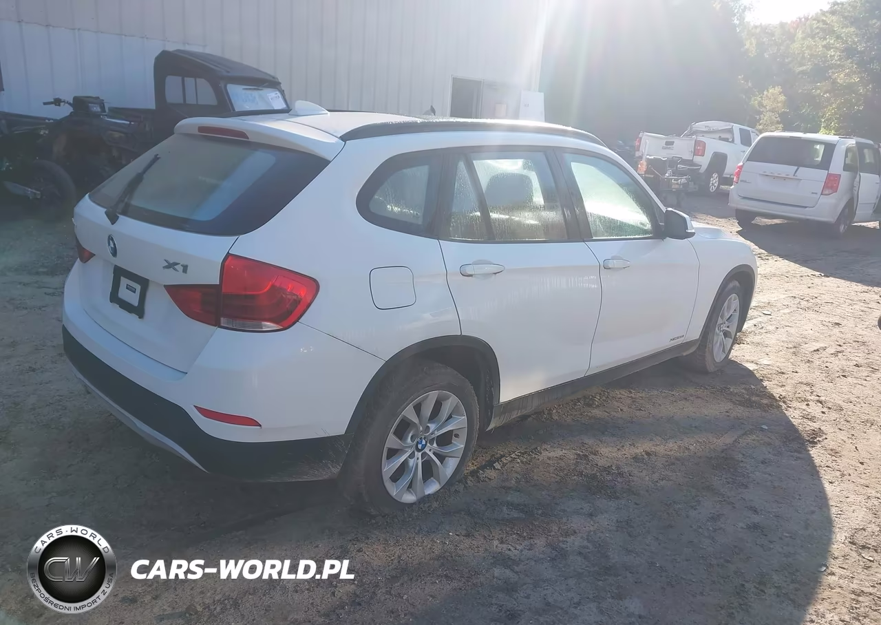 2014 BMW X1 xDrive28I VIN:WBAVL1C51EVY20038 - 4