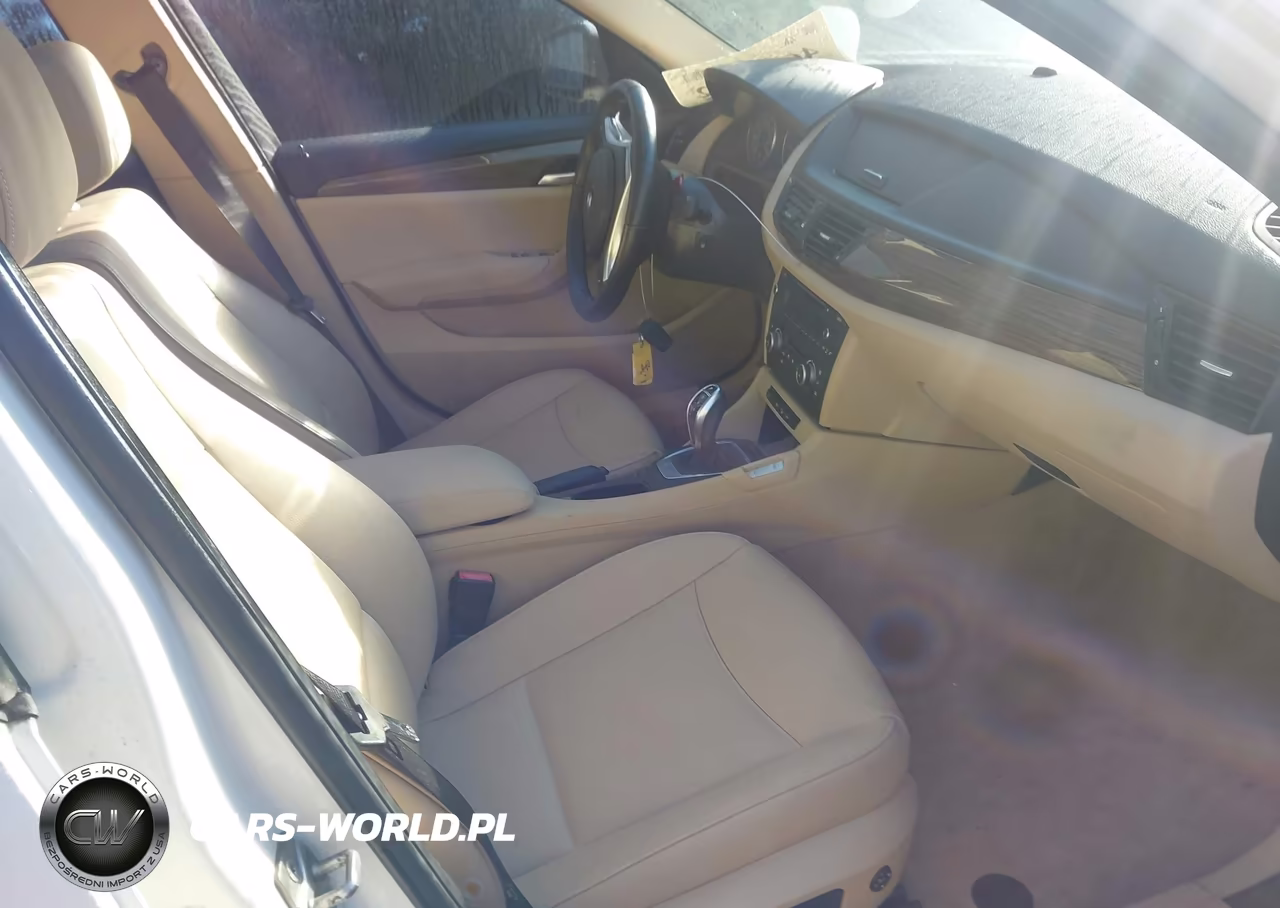 2014 BMW X1 xDrive28I VIN:WBAVL1C51EVY20038 - 5
