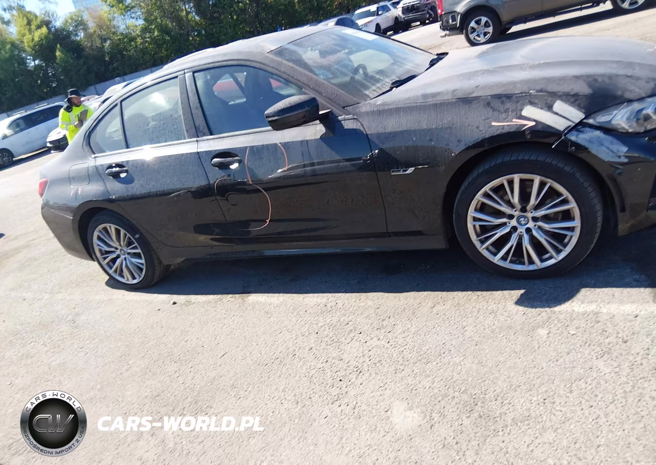 2023 BMW 330E xDrive VIN:3MW39FS08P8C90097 - 13