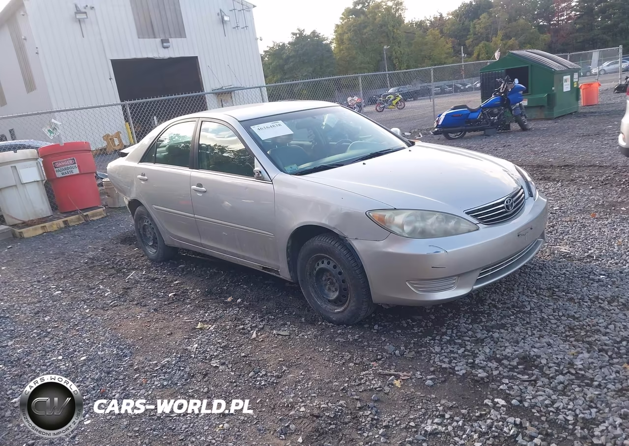 2005 Toyota Camry Le