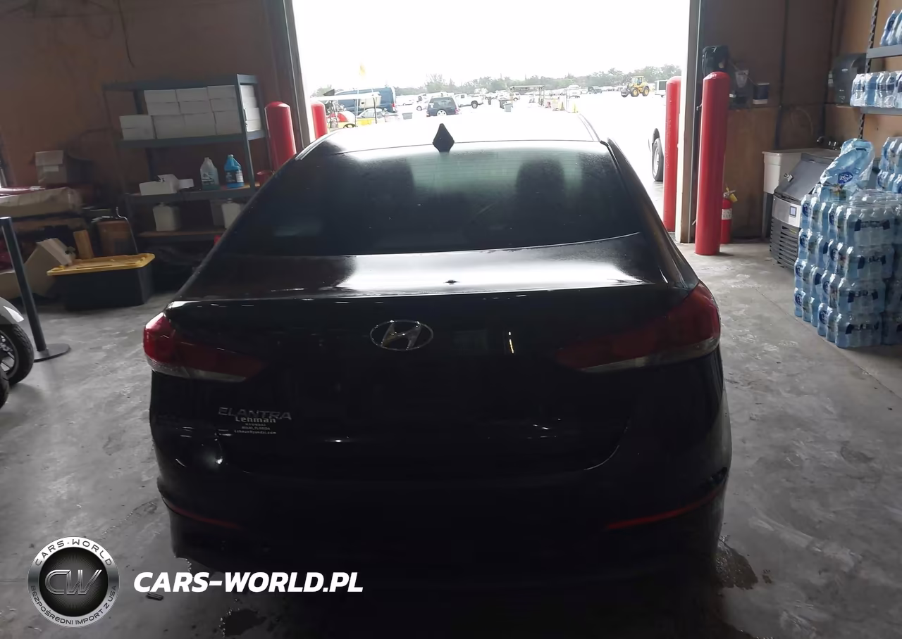2018 Hyundai Elantra Sel VIN:5NPD84LF0JH234130 - 16