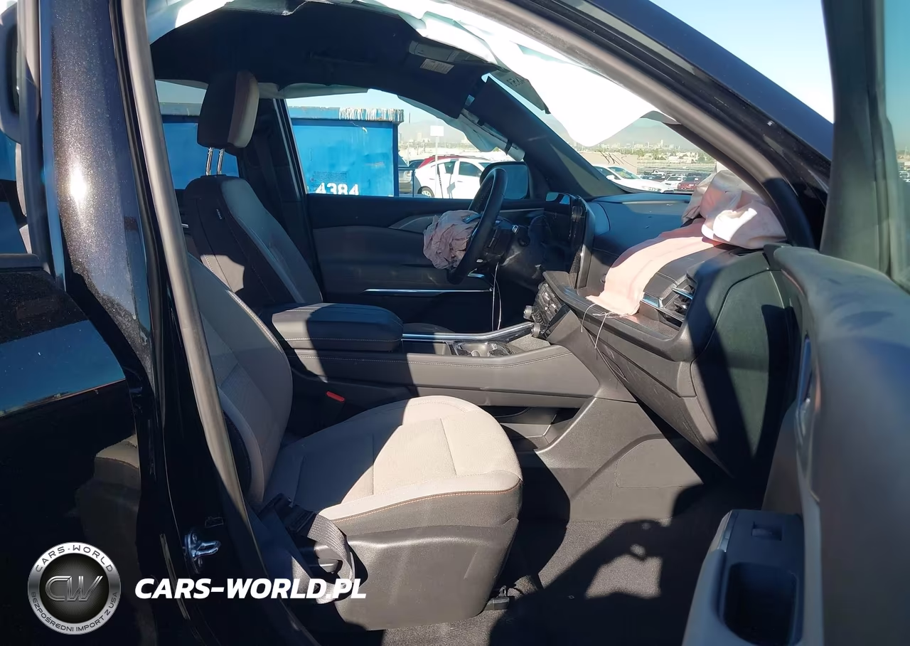 2026 Chevrolet Traverse Awd Lt VIN:1GNEVGKS2TJ271548 - 5