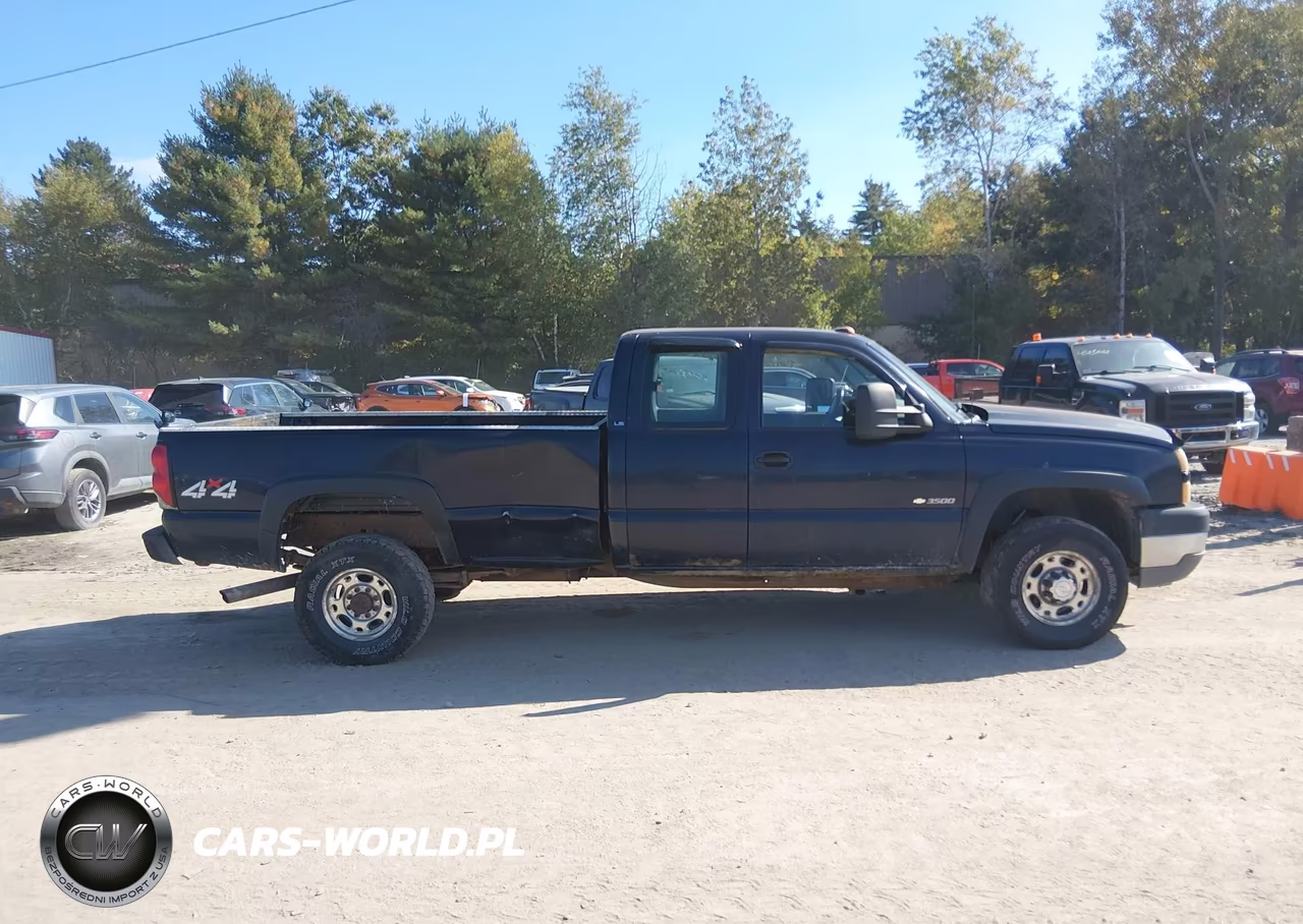 2005 Chevrolet Silverado 3500 Ls VIN:1GCHK39U05E203033 - 13