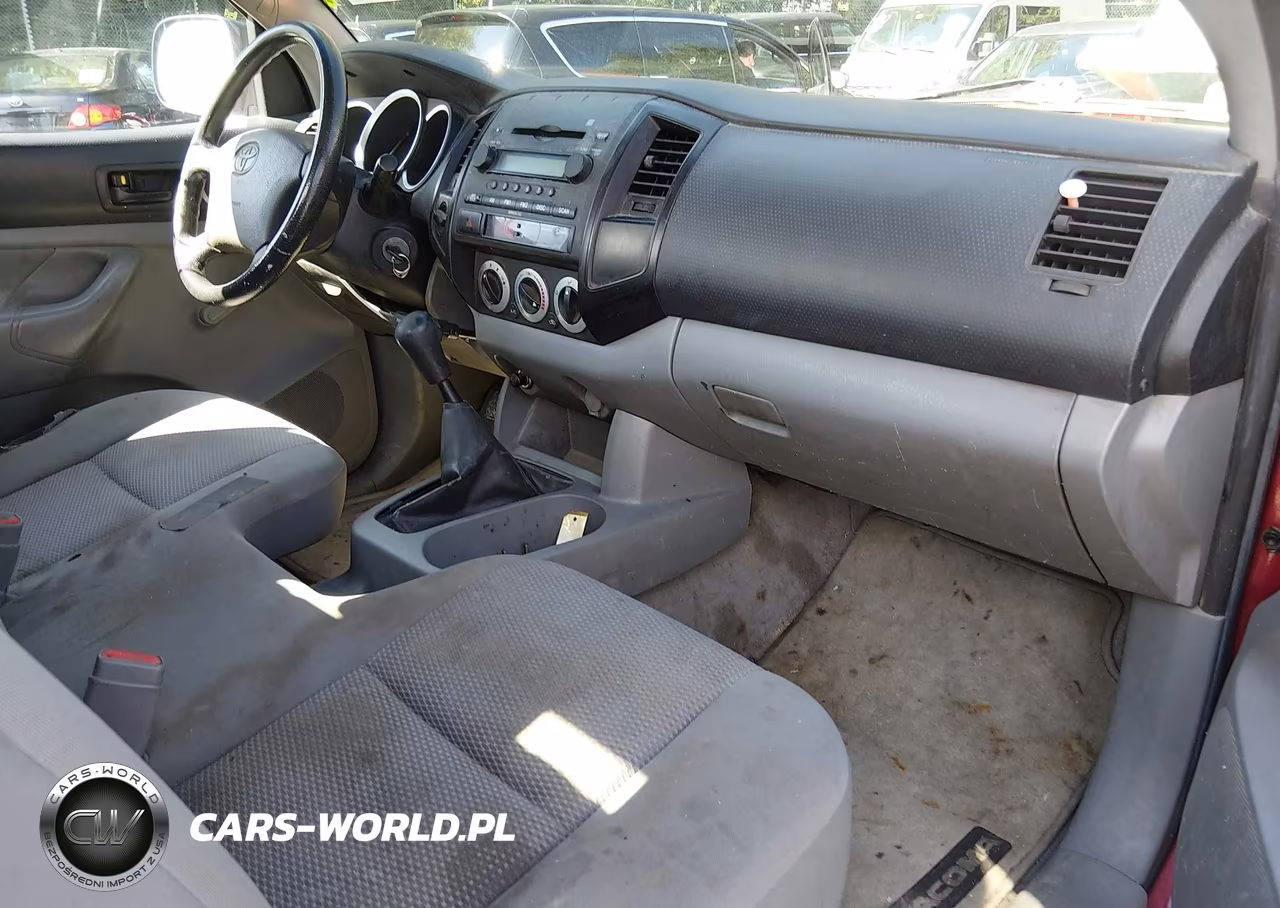 2008 Toyota Tacoma VIN:5TEPX42N28Z541282 - 5