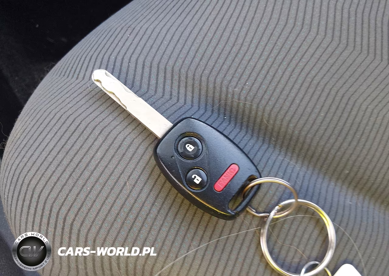 2010 Honda Fit VIN:JHMGE8H23AS020493 - 11