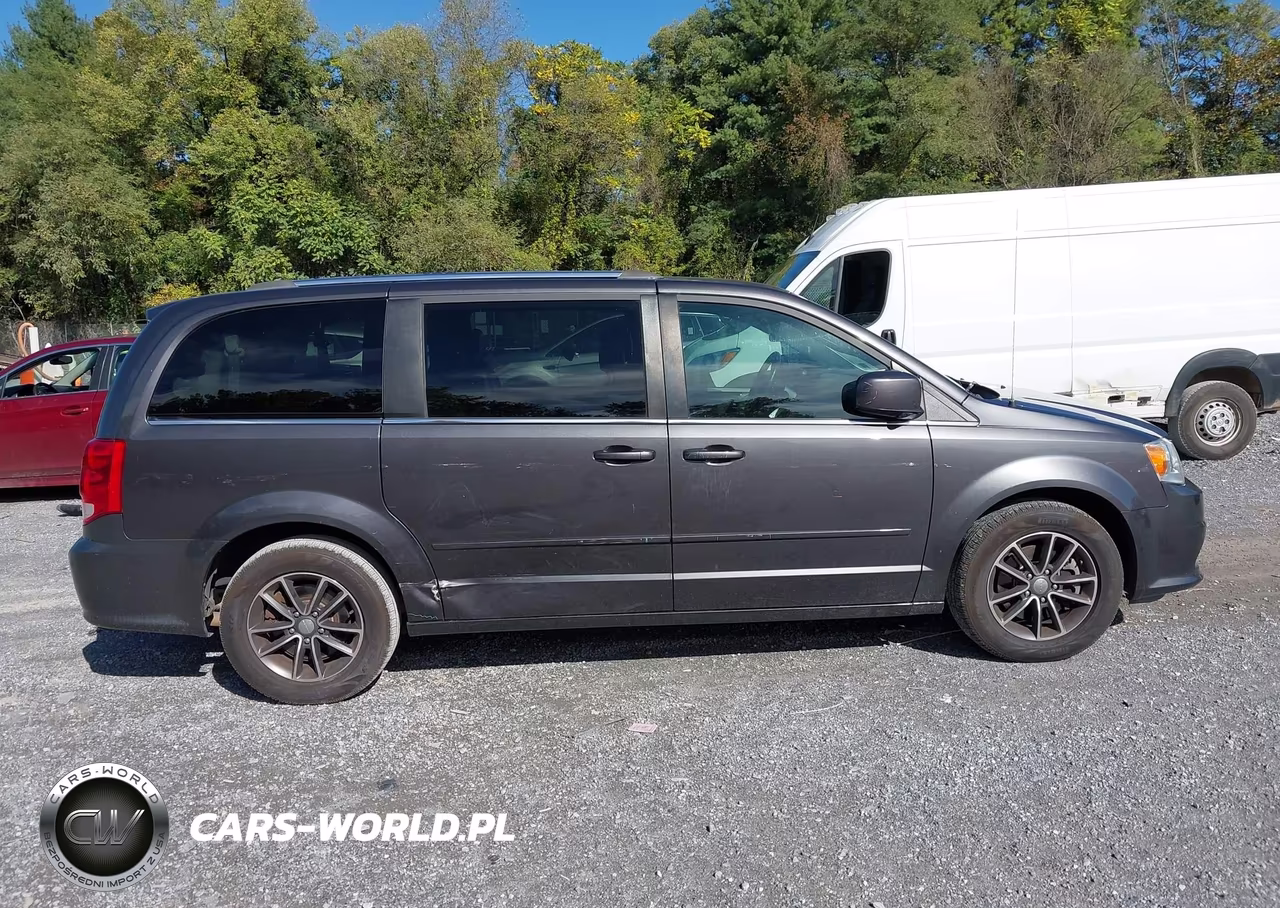 2017 Dodge Grand Caravan Sxt VIN:2C4RDGCG7HR707238 - 13
