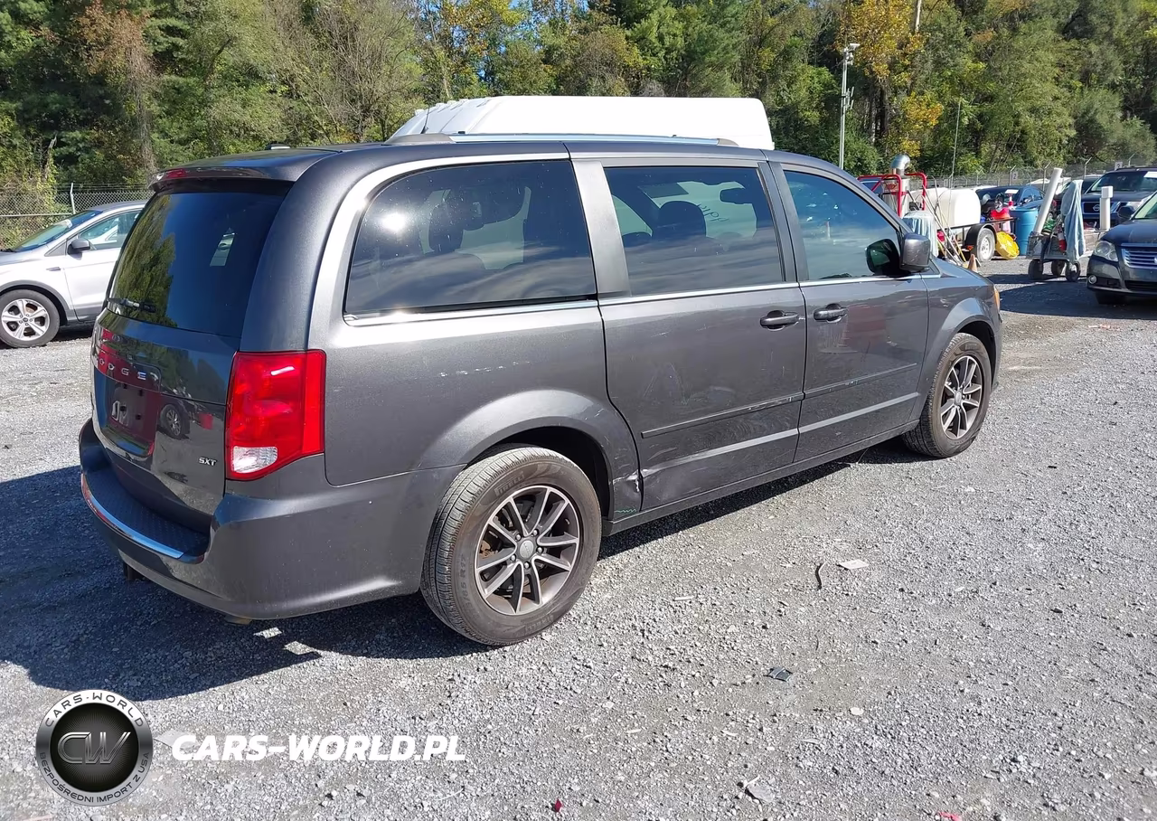 2017 Dodge Grand Caravan Sxt VIN:2C4RDGCG7HR707238 - 4