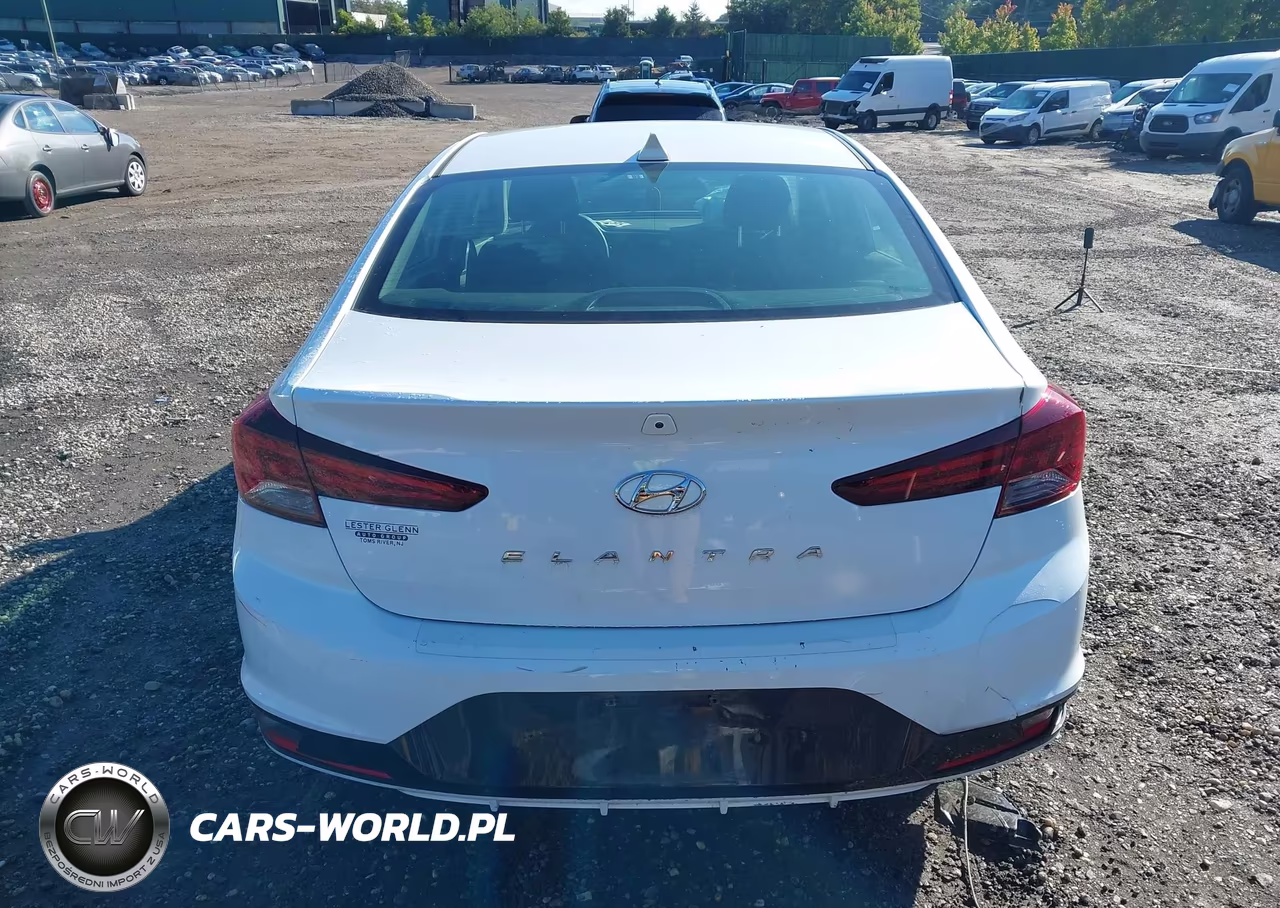 2020 Hyundai Elantra Sel VIN:5NPD84LF5LH591872 - 17